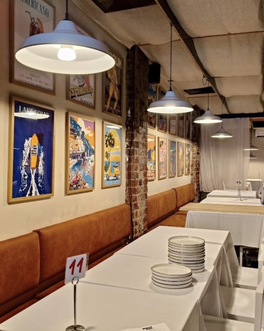 Restaurant dining